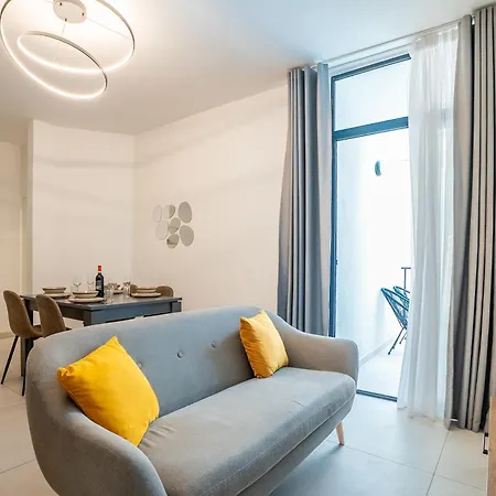 St Julians Modern Flat In Spinola Bay Appartement