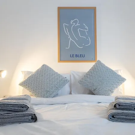 St Julians Modern Flat In Spinola Bay Appartement San Ġiljan