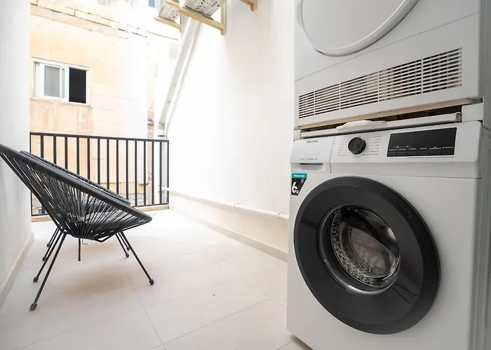 Modern 2 Bedroom Apartment Spinola Bay Near Paceville *