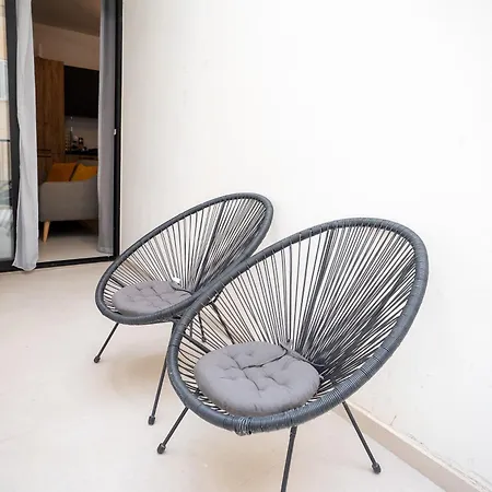 Modern 2 Bedroom Spinola Bay Near Paceville Saint Julian's