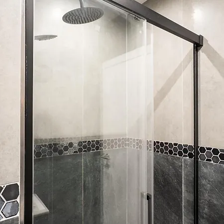 Modern 2 Bedroom Spinola Bay Near Paceville *