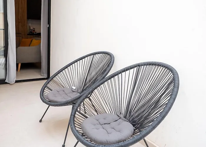 Modern 2 Bedroom Spinola Bay Near Paceville Saint Julian's