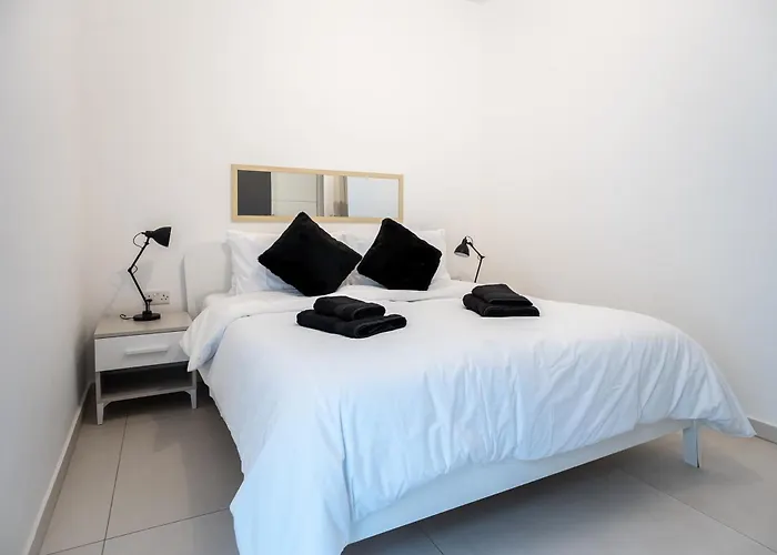 Modern 2 Bedroom Apartment Spinola Bay Near Paceville