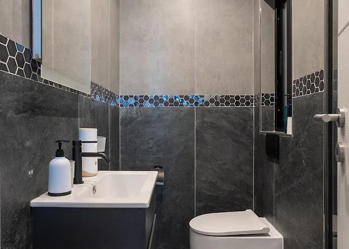 Modern 2 Bedroom Spinola Bay Near Paceville Lejlighed