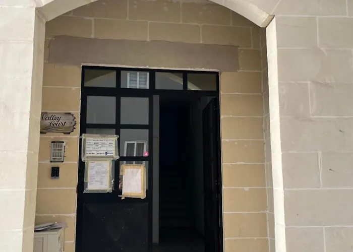 Modern 2 Bedroom Apartment Spinola Bay Near Paceville شقة سانت جوليان